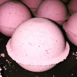 cream soda bath bomb
