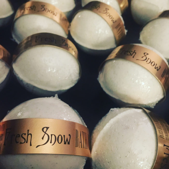 Fresh Snow Limited Edition Bath Bomb Fresh Snow Limited Edition Bath Bomb